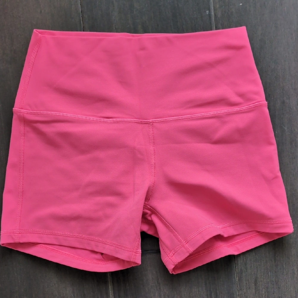 lululemon athletica High Waist Shorts in Pink